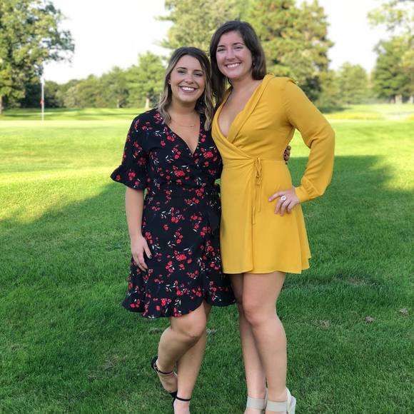 Meet your Posher, Elizabeth - Picture 1 of 1